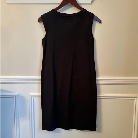 Lacoste Black Dress with Gold Details - Picture 2 of 3